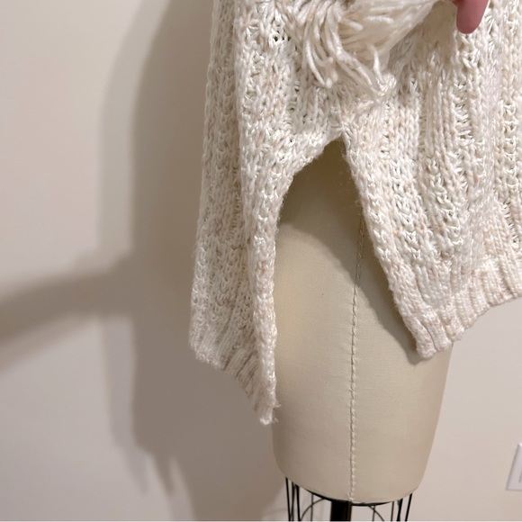 Universal Thread cream tan fringe sweater - Picture 4 of 10